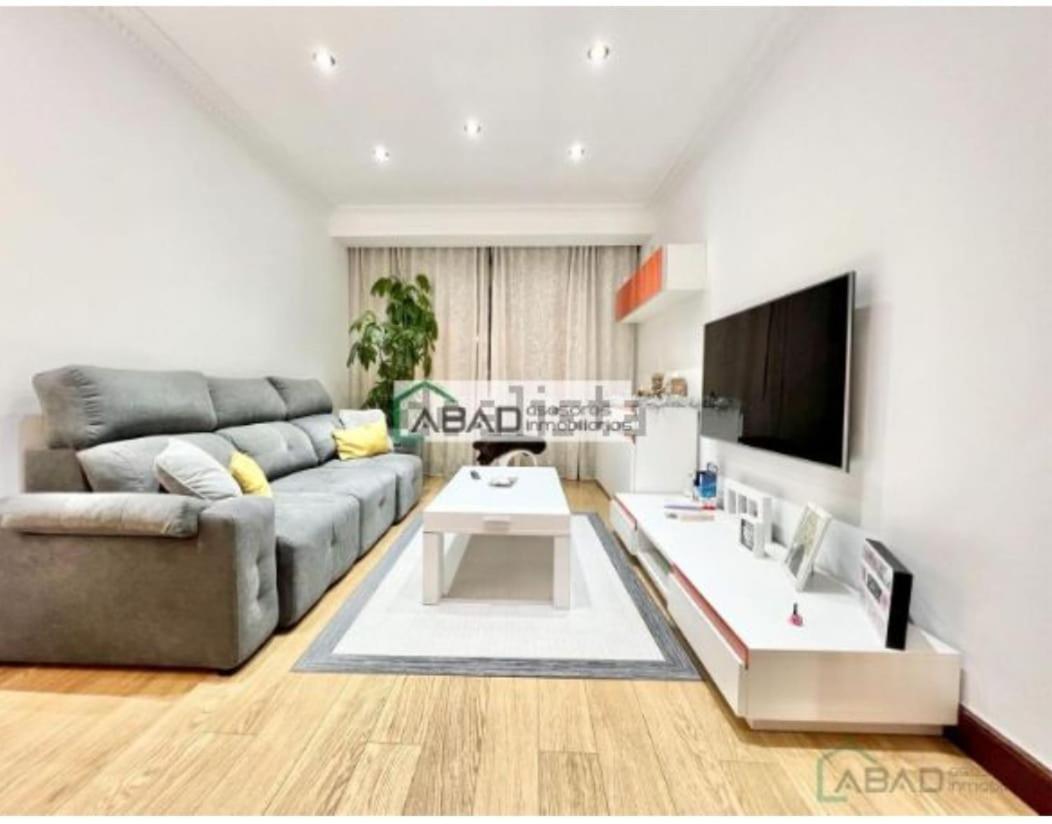 Santuchu Apartamento Elegante Con Wifi Bilbao Exterior foto